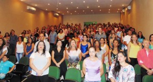 Servidores na solenidade de efetivação